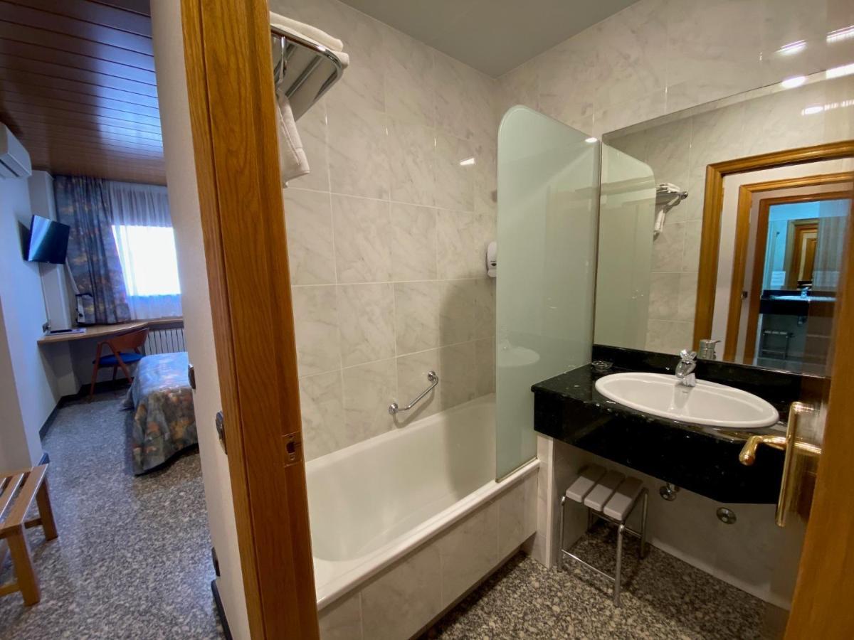 Hotel Sant Antoni Ribes De Freser Exterior photo