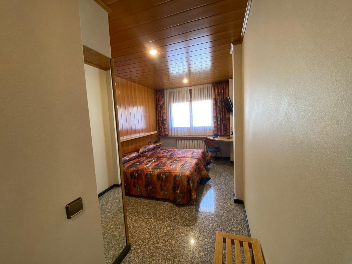 Hotel Sant Antoni Ribes De Freser Exterior photo