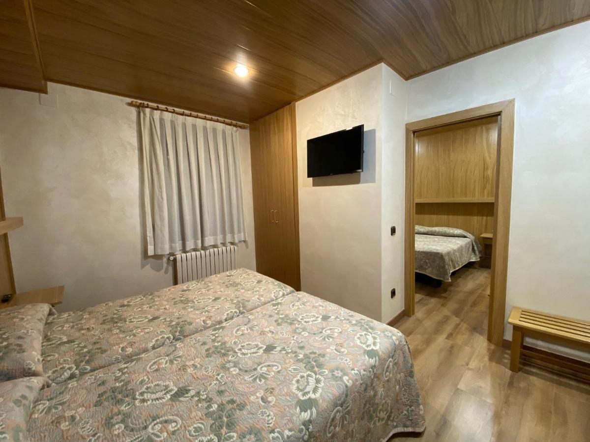 Hotel Sant Antoni Ribes De Freser Exterior photo