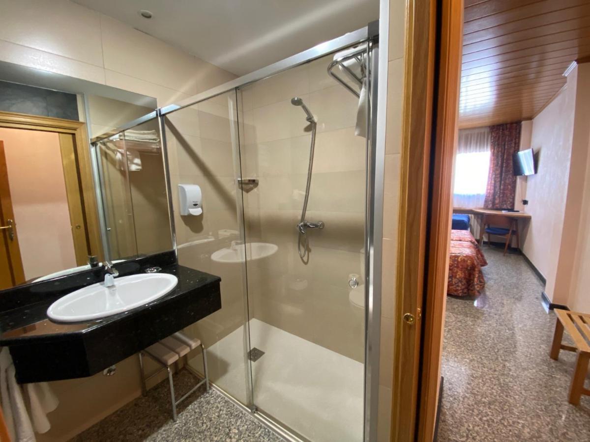 Hotel Sant Antoni Ribes De Freser Exterior photo